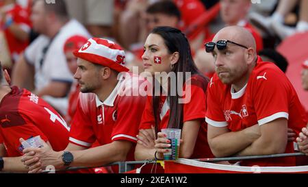 Frankfurt Am Main, Deutschland Juni 2024. Juni 2024, Fußball, Euro 2024, Vorrunde, Schweiz C Deutschland, Deutschland, Frankfurt, Stadion Schweizer Fans, Credit: HMB Media/Alamy Live News Stockfoto