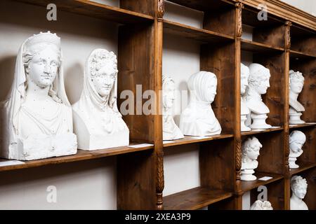 Possagno, Italien: Antonio Canova Kollektion. Klassische Skulpturen in weißem Marmor in seinem Haus. Stockfoto