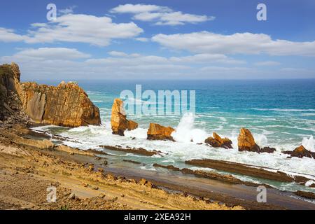 Playa de la Arnia Strand. Kantabrien Stockfoto