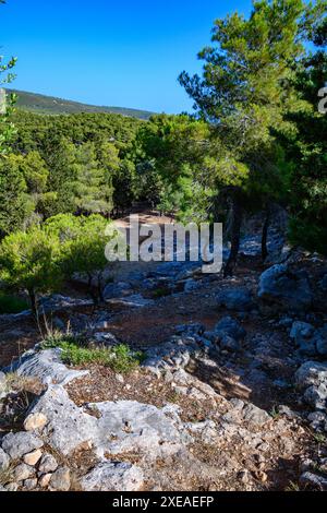 Zakynthos, Griechenland - 20. Juni 2024: Blick auf den mykenischen Friedhof in Kampi auf der Insel Zakynthos in Griechenland Stockfoto