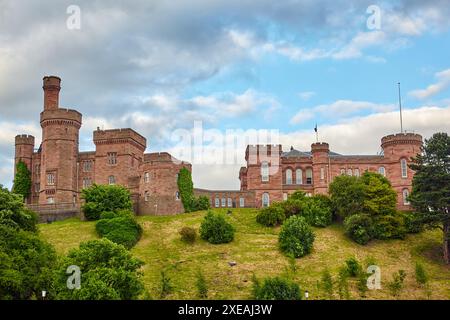 Schloss am Fluss Ness in Inverness, Inverness-shire, Schottland Stockfoto