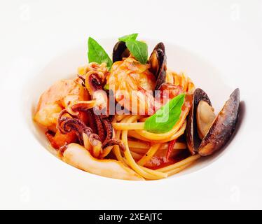 Pescatore Tomatensauce Nudeln mit Meeresfrüchten Stockfoto