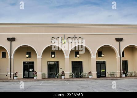 Houston, Texas USA 23. 06.-2024: Salata Salatküche Restaurant Ladenfront. Stockfoto