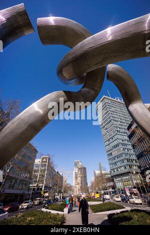 Skulptur Berlin und evangelisch-lutherische Kirche Kaiser-Wilhelm-GedÃ¤chtniskirche Stockfoto