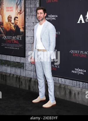 New York City, USA. Juni 2024. John Krasinski besuchte am 26. Juni 2024 die New Yorker Premiere „A Quiet Place: Day One“ am AMC Lincoln Square in New York City, NY © Steven Bergman/AFF-USA. COM Credit: AFF/Alamy Live News Stockfoto