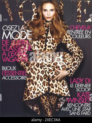 September 2007 Cover des Vogue Paris Magazins mit Natasha Poly Stockfoto