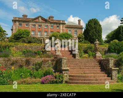 Tapeley Park ist ein historisches Anwesen in Westleigh, North Devon, England. Das Herrenhaus ist denkmalgeschützt und wurde seit seinem Bau renoviert Stockfoto