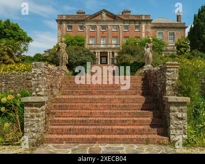 Tapeley Park ist ein historisches Anwesen in Westleigh, North Devon, England. Das Herrenhaus ist denkmalgeschützt und wurde seit seinem Bau renoviert Stockfoto