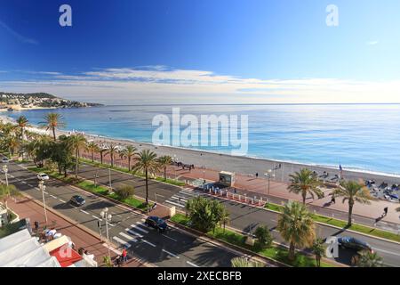 Blick von oben über die Promenade des Anglais in Nizza, Alpes Maritimes, Französische Riviera, Stockfoto