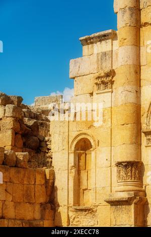 Tempel des Zeus in Jerash, Jordanien Stockfoto