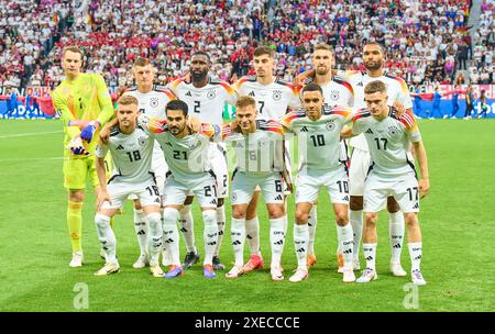 Teamphoto GER: Manuel NEUER, DFB 1 Torwart, Toni Kroos, DFB 8 Antonio Rüdiger, Ruediger, DFB 2 Kai Havertz, DFB 7 Robert Andrich, DFB 23 Jonathan Tah, DFB 4 Maximilian Mittelstädt, DFB 18 Ilkay Gündogan, DFB 21 Joshua Kimmich, DFB 6 Jamal Musiala, DFB 10 Florian Wirtz, Nr. 17 DFB in der Gruppe A Etappenspiel DEUTSCHLAND - SCHWEIZ 1-1 der UEFA-Europameisterschaften 2024 am 23. Juni 2024 in Frankfurt. Fotograf: Peter Schatz Stockfoto