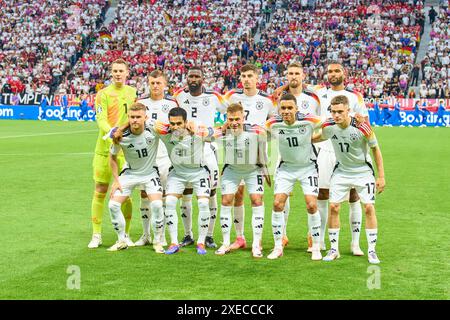 Teamphoto GER: Manuel NEUER, DFB 1 Torwart, Toni Kroos, DFB 8 Antonio Rüdiger, Ruediger, DFB 2 Kai Havertz, DFB 7 Robert Andrich, DFB 23 Jonathan Tah, DFB 4 Maximilian Mittelstädt, DFB 18 Ilkay Gündogan, DFB 21 Joshua Kimmich, DFB 6 Jamal Musiala, DFB 10 Florian Wirtz, Nr. 17 DFB in der Gruppe A Etappenspiel DEUTSCHLAND - SCHWEIZ 1-1 der UEFA-Europameisterschaften 2024 am 23. Juni 2024 in Frankfurt. Fotograf: Peter Schatz Stockfoto