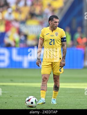 FRANKFURT AM MAIN, DEUTSCHLAND - 26. JUNI: Nicolae Stanciu aus Rumänien beim Gruppenspiel der UEFA EURO 2024 zwischen der Slowakei und Rumänien in Frankfurt Stockfoto