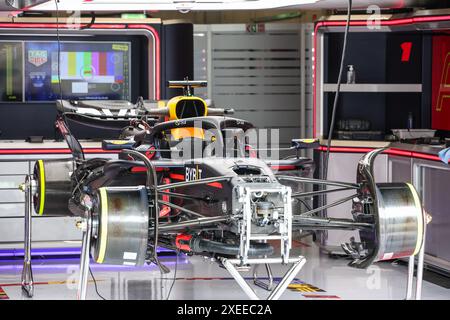 Red Bull Racing RB20, mechanische Karosserie, carrosserie, während des Formel 1 Qatar Airways Austrian Grand Prix 2024, 11. Runde der Formel 1 Weltmeisterschaft 2024 vom 28. Bis 30. Juni 2024 auf dem Red Bull Ring in Spielberg, Österreich Stockfoto
