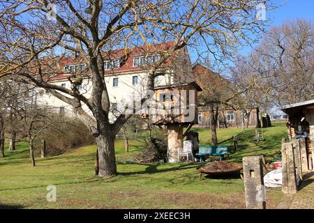 Ein hölzernes Spielhaus für Kinder Stockfoto