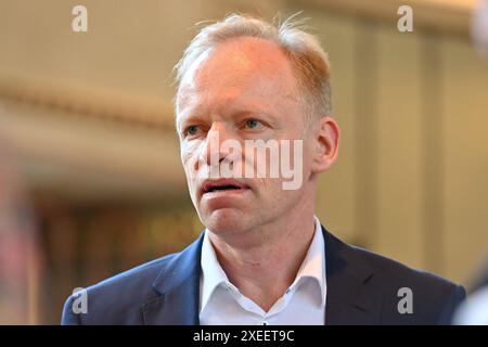 Prof. Clemens Fuest , Einzelbild,angeschnittenes Einzelmotiv,Portraet,Porträt,Porträt. 75.Jahrestag IFO Institut am 27.06.2024 in München. *** Prof. Clemens Fuest, Einzelbild, zugeschnittenes Einzelmotiv, Porträt, Porträt 75-jähriges Jubiläum IFO Institut am 27 06 2024 in München Stockfoto