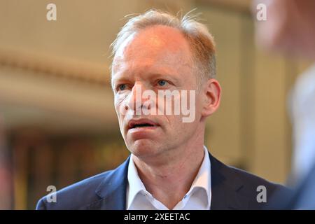 Prof. Clemens Fuest , Einzelbild,angeschnittenes Einzelmotiv,Portraet,Porträt,Porträt. 75.Jahrestag IFO Institut am 27.06.2024 in München. *** Prof. Clemens Fuest, Einzelbild, zugeschnittenes Einzelmotiv, Porträt, Porträt 75-jähriges Jubiläum IFO Institut am 27 06 2024 in München Stockfoto