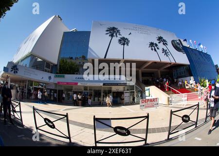 Atmosphäre rund um den Palast während der 74. Ausgabe der Filmfestspiele von Cannes Stockfoto