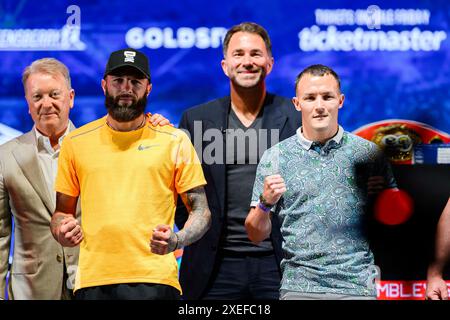 LONDON, VEREINIGTES KÖNIGREICH. Juni 2024. Anthony Cacace (links) und Josh Warrington (rechts) treten am Mittwoch, 26. Juni 2024, in LONDON auf der Queensberry, Matchroom and Riyadh Season Press Conference in der OVO Arena, Wembley, gegenüber. ENGLAND. Quelle: Taka G Wu/Alamy Live News Stockfoto