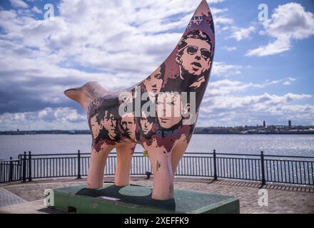 Superlambanana ist eine helle Skulptur am Pier Head in Liverpool, England. Stockfoto