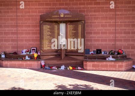 Das Denkmal für die 97 Fans des FC Liverpool, die am 15. April 1989 im FA Cup Halbfinale gegen Nottingham Forest in Hillsborough starben. Stockfoto