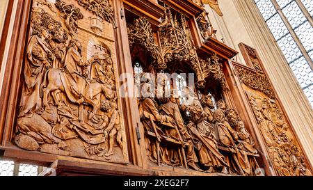 Der Heiligblutaltar in der Stadtkirche St. Jakob in Rothenburg ob der Tauber Stockfoto