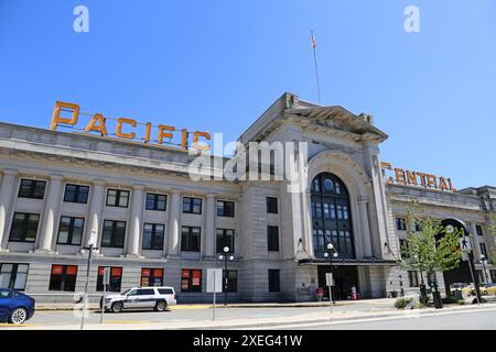 Pacific Central Station, Station Street, False Creek, Vancouver, Burrard Inlet, Straße von Georgien, British Columbia, Kanada, Nordamerika Stockfoto