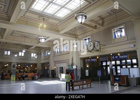 Pacific Central Station, Station Street, False Creek, Vancouver, Burrard Inlet, Straße von Georgien, British Columbia, Kanada, Nordamerika Stockfoto