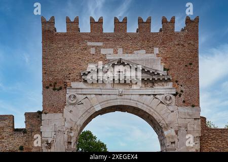 Bogen des Augustus in Rimini Stockfoto