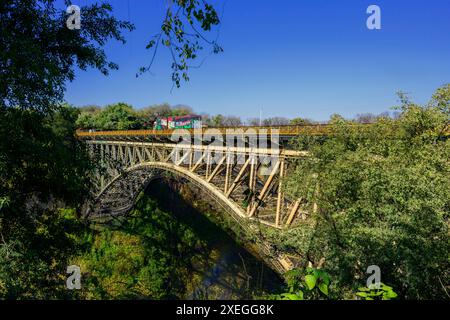 Victoria Falls Railway Bridge an der Grenze zwischen Sambia und Simbabwe Stockfoto