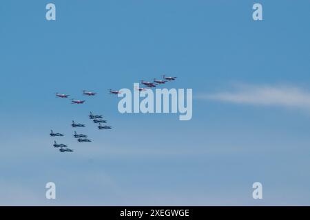 Frecce Tricolori, 313th Acrobatic Training Group, National Aerobatic Team (PAN) und die Royal Canadian Air Force Snowbirds. Stockfoto