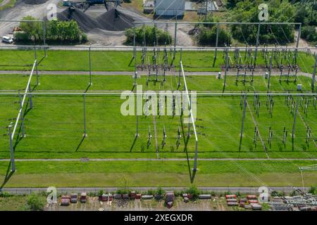 Umspannwerk in einem Kohlekraftwerk Stockfoto