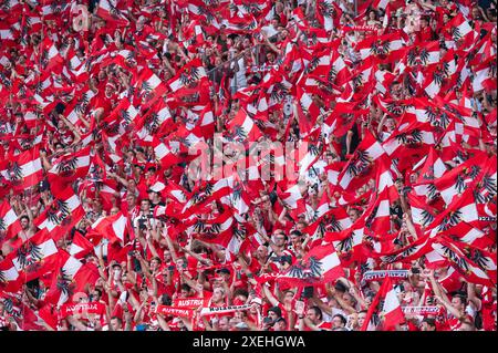BERLIN, DEUTSCHLAND - 21. JUNI 2024: Euro 2024 Groupe D Spiel Polen gegen Österreich 1:3. Befürworter Österreichs. Stockfoto