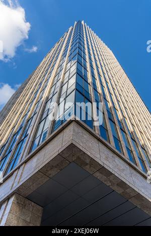 Tokio, Japan. 24. August 2023: Sumitomo Fudosan Akihabara Ekimae Building. Stockfoto