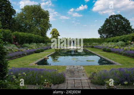 Diana Princess of Wales Memorial Garden im Kensington Palace, London im Sommer Stockfoto