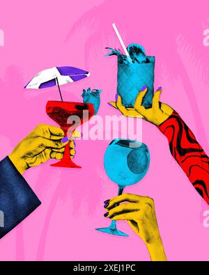 Zeitgenössische Kunstcollage. Getränke, dekoriert mit Regenschirm, gehalten von bunten Händen vor tropischem Hintergrund. Genarbter Materialeffekt. Stockfoto