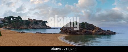 Sommer La Fosca Strand, Palamos, Spanien. Stockfoto