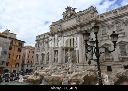 Eurore, Italien, Rome fontana di trevi und kolosseum Stockfoto