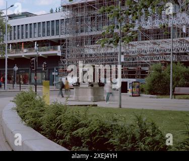 AN DIESEM TAG - 7. Juni 2020. Die Statue von Edward Colston, eine wegen seiner Beziehungen zum Sklavenhandel umstrittene Figur, wurde gestürzt und in Bris geworfen Stockfoto