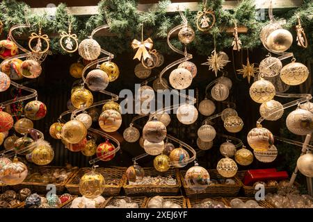 Kugel am Stall am St. Stephens Cathedral Christmas Market, Stephansplatz Stockfoto