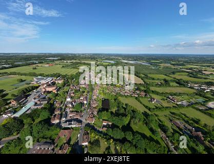 Blick auf die Drohne nach Osten über das Dorf Sutton Vallence in der Nähe von Maidstone, Kent Stockfoto