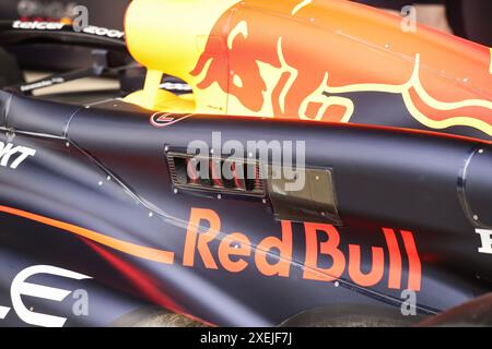 Spielberg, Autriche. Juni 2024. Red Bull Racing RB20, mechanischer Detailmotor, Motorabdeckung während des Formel 1 Qatar Airways Austrian Grand Prix 2024, 11. Runde der Formel-1-Weltmeisterschaft 2024 vom 28. Bis 30. Juni 2024 auf dem Red Bull Ring, in Spielberg, Österreich - Foto Xavi Bonilla/DPPI Credit: DPPI Media/Alamy Live News Stockfoto