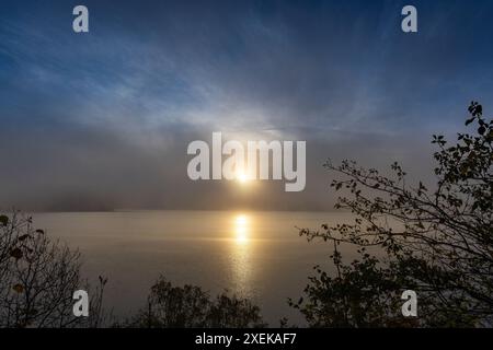 Dawn Loch Ness, Highlands Schottland, Großbritannien Stockfoto