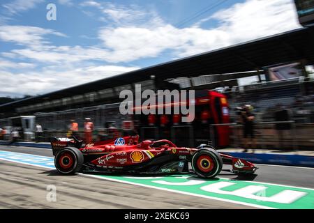 Spielberg, Österreich, 28.06.2024, 16 LECLERC Charles (mco), Scuderia Ferrari SF-24, Aktion während des Formel 1 Qatar Airways Austrian Grand Prix 2024, 11. Runde der Formel-1-Weltmeisterschaft 2024 vom 28. Bis 30. Juni 2024 auf dem Red Bull Ring, in Spielberg, Österreich Credit: Independent Photo Agency/Alamy Live News Stockfoto