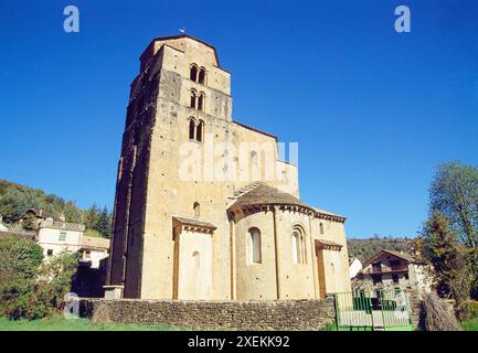 Kirche Santa Maria. Santa Cruz de la Seros, Provinz Huesca, Aragón, Spanien. Stockfoto