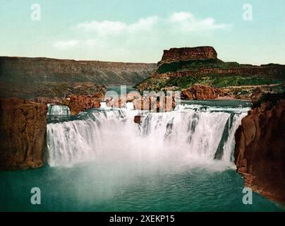 Die Shoshone Falls, ein Wasserfall im Westen der Vereinigten Staaten, am Snake River im Süden des Bundesstaates Idaho, Vereinigte Staaten, 1890, historische, digital restaurierte Reproduktion nach einem Original aus dem 19. Jahrhundert / The Shoshone Falls, ein Wasserfall im Westen der Vereinigten Staaten, am Snake River im Süden des Zentrums von Idaho, United States, 1890, Historic, digital restaurierte Reproduktion eines Originals aus dem 19. Jahrhundert Stockfoto