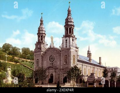 Basilika Sainte-Anne-de-Beaupré, Basilika Sainte-Anne-de-Beaupré, ist eine Basilika am Sankt-Lorenz-Strom in Quebec, Kanada, 1890, historische, digitale Reproduktion nach einem Original aus dem 19. Jahrhundert / Basilika Sainte-Anne-de-Beaupré, Basilika Sainte-Anne-de-Beaupre, ist eine Basilika am Saint-Lawrence River, Kanada, Kanada, 1890 digital restaurierte Reproduktion eines Originals aus dem 19. Jahrhundert Stockfoto