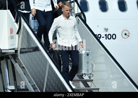 Dortmund, Deutschland. Juni 2024. Flughafen Dortmund empfaengt deutsche Nationalmannschaft die deutsche Nationalmannschaft bei der Ankunft am Dortmund Airport. Chris Jan Fuehrich ( Deutschland ) Foto: Revierfoto Credit: ddp Media GmbH/Alamy Live News Stockfoto