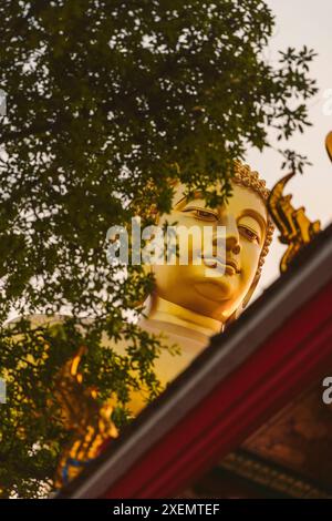 Großer Buddha im Paknam Tempel in Bangkok; Bangkok, Bangkok, Thailand Stockfoto