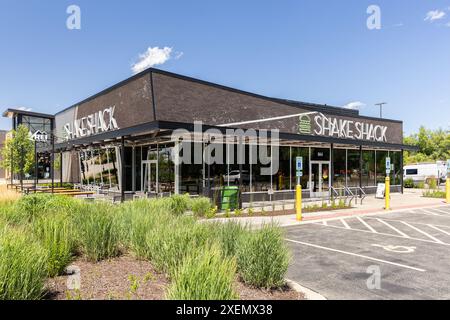 Shake Shack ist eine amerikanische Fast-Food-Restaurantkette, die für ihre Hamburger und Milchshakes bekannt ist. Stockfoto